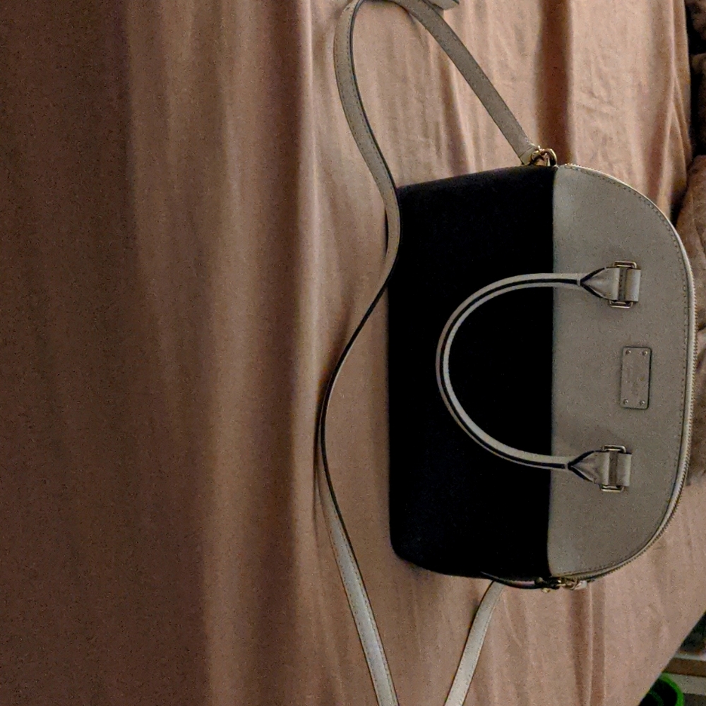 Kate spade black and white crossbody purse